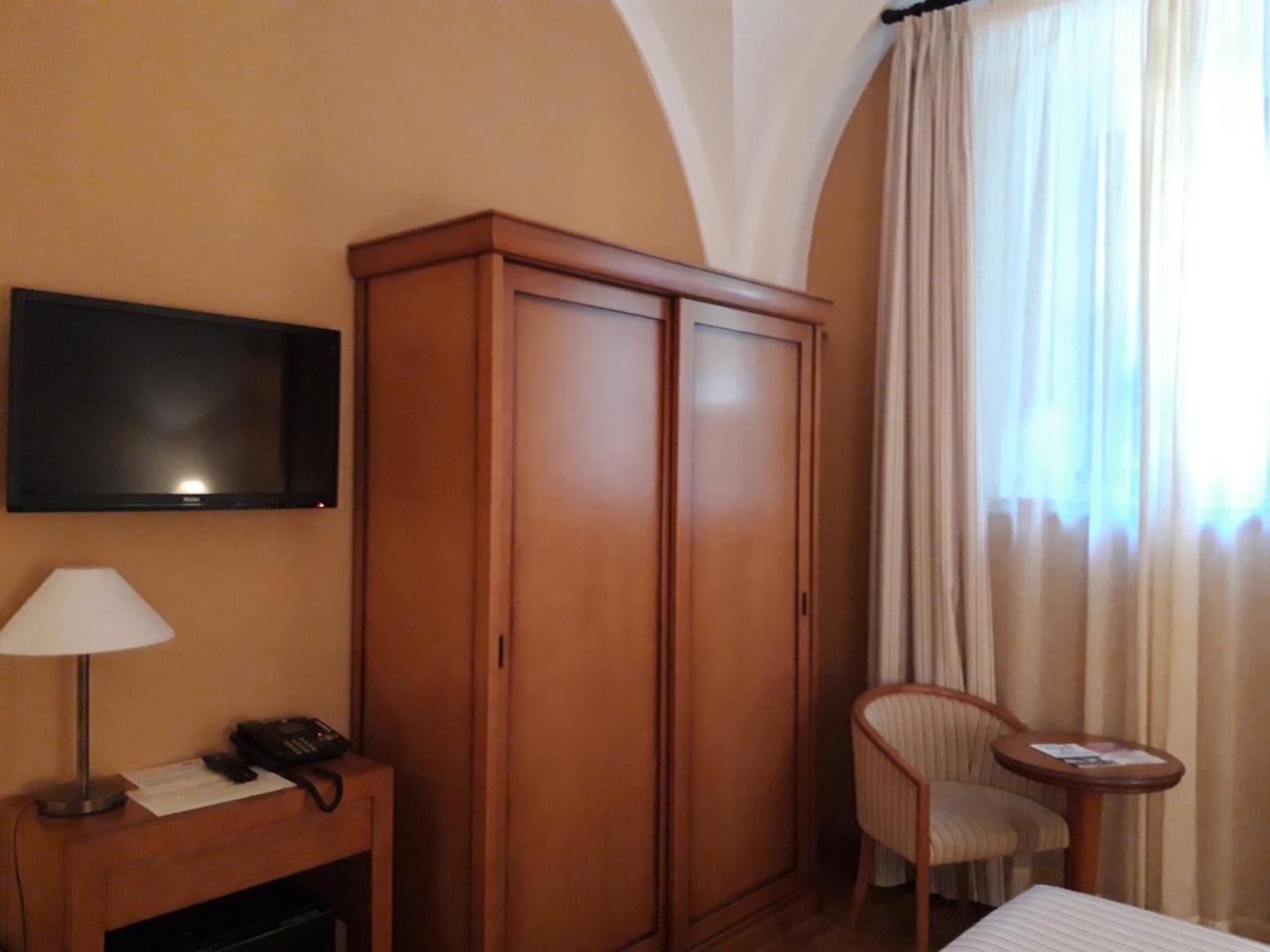 Hotel Ahc Palacio Coria Ngoại thất bức ảnh