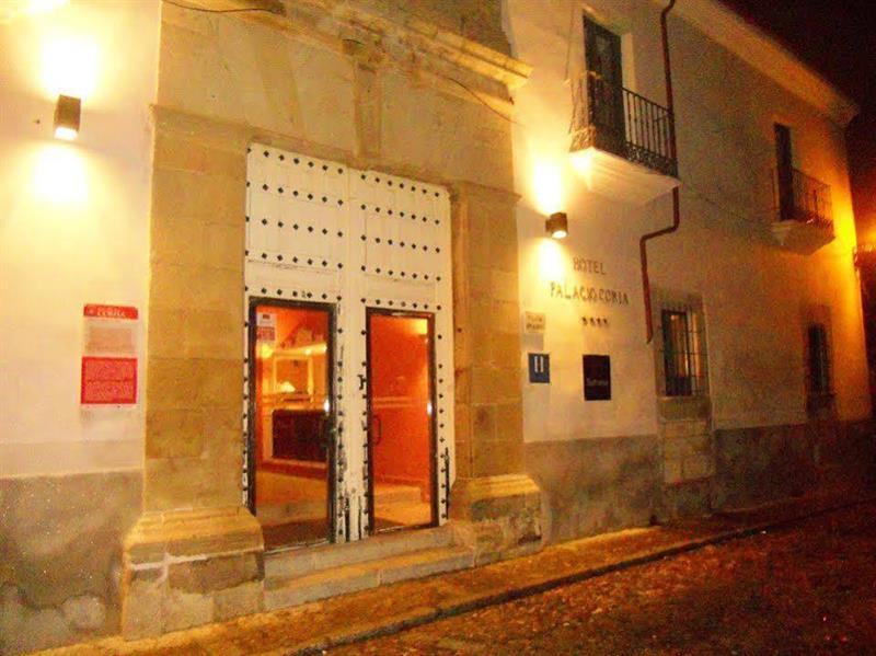 Hotel Ahc Palacio Coria Ngoại thất bức ảnh